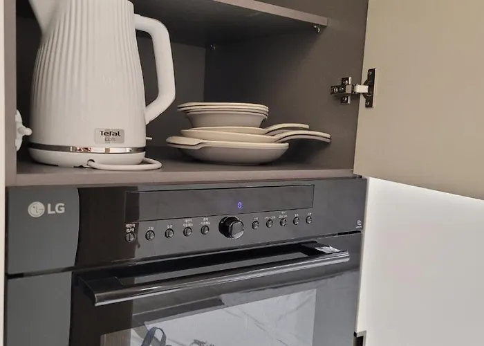Gangnam Seocho Premium 5 Queen Bed Living Kitchen Apartment Seoul